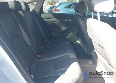 2024 Honda Accord Hybrid Touring z USA, uszkodzony, nr VIN 1HGCY2F8XRA004757